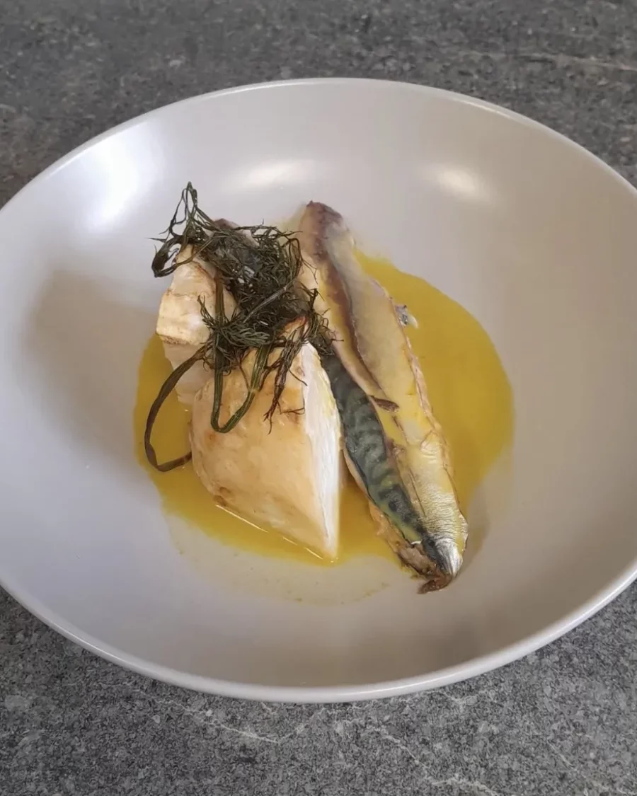 Maquereau, beurre blanc safrané, création de Pierre Buvat, chef à domicile à Dieppe