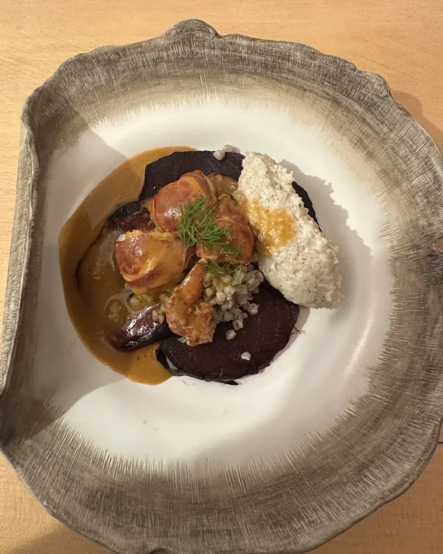 Veau, jus corsé et crumble, création de Pierre Buvat, chef à domicile à Dieppe